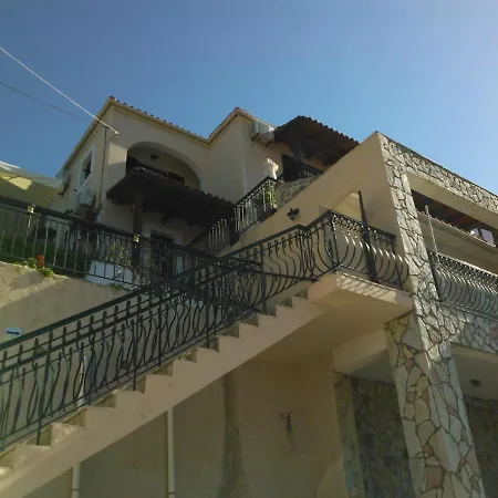 Niriides Apartmanhotel Ászosz