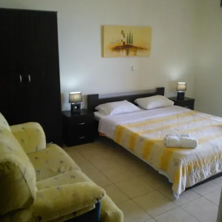 Aparthotel Niriides Asos